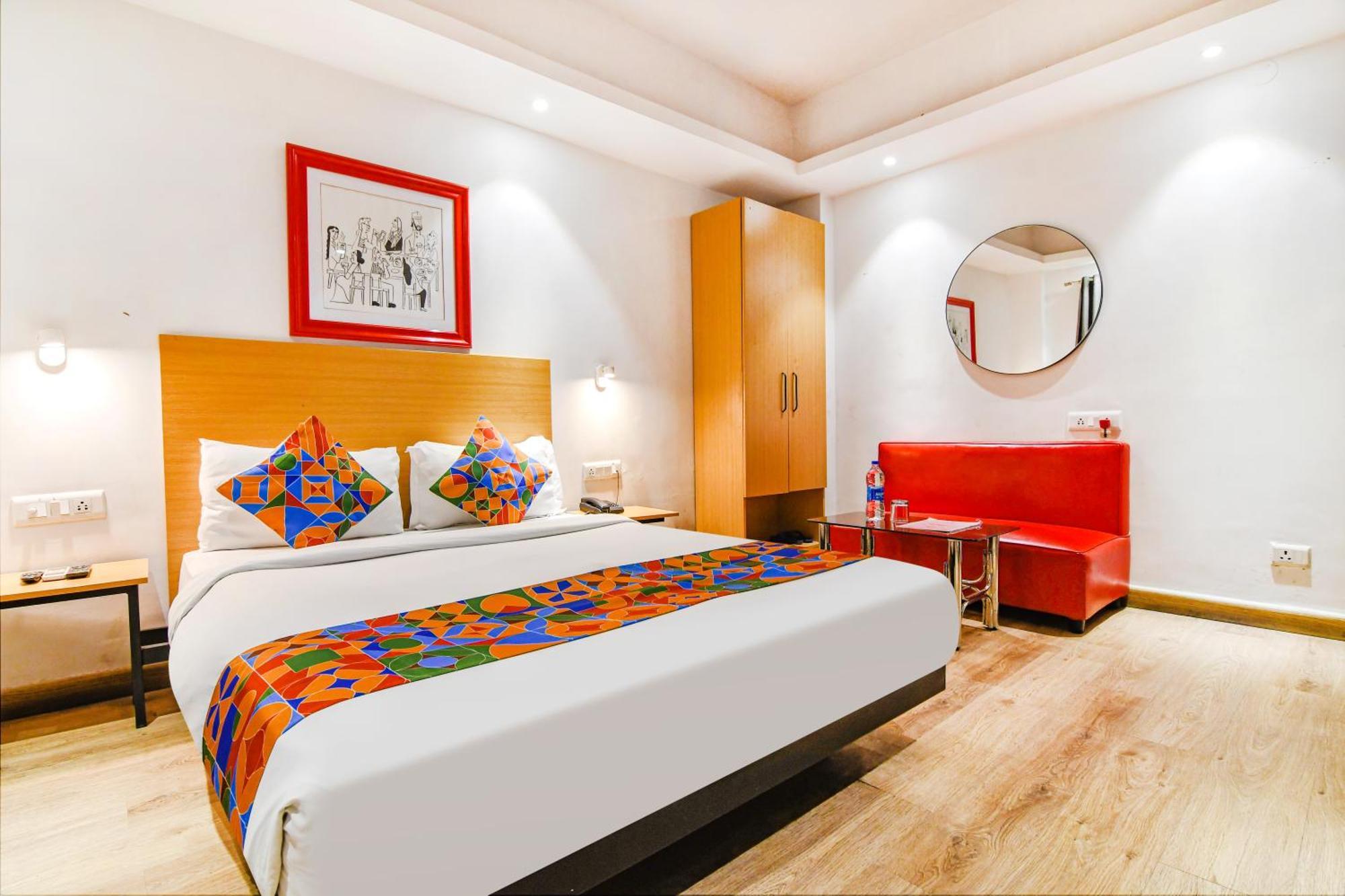 Отель Super Townhouse Suncitel Near Kolkata Airport Dam Dam Экстерьер фото
