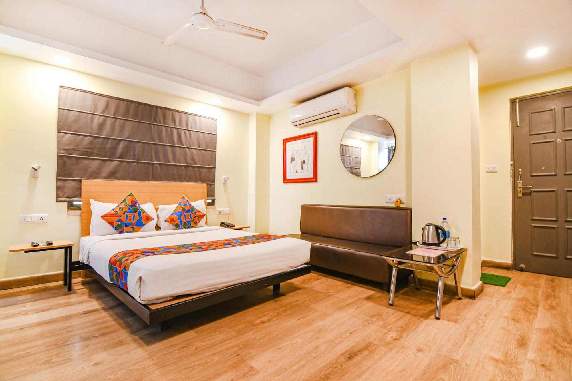 Отель Super Townhouse Suncitel Near Kolkata Airport Dam Dam Экстерьер фото