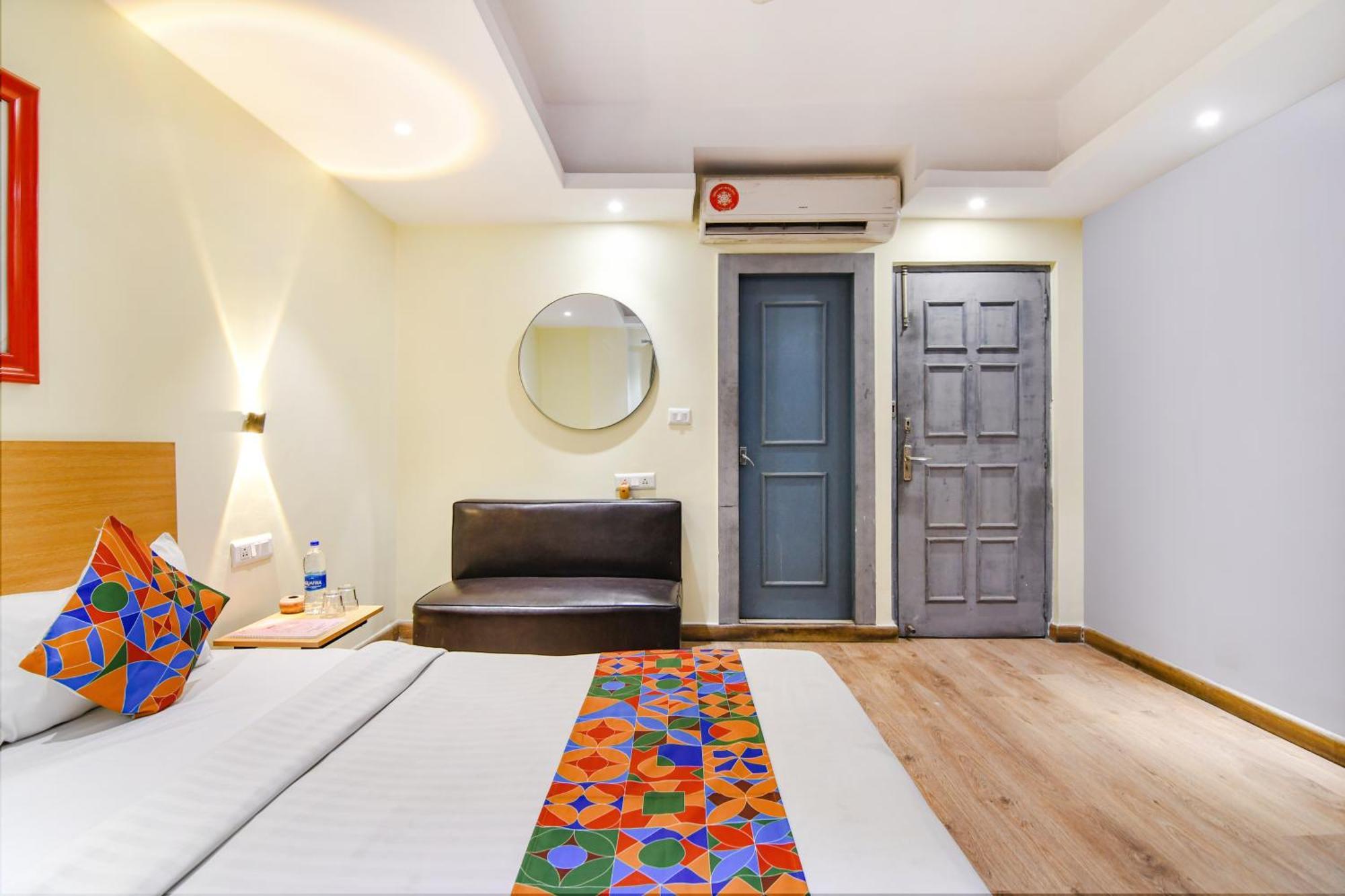 Отель Super Townhouse Suncitel Near Kolkata Airport Dam Dam Экстерьер фото