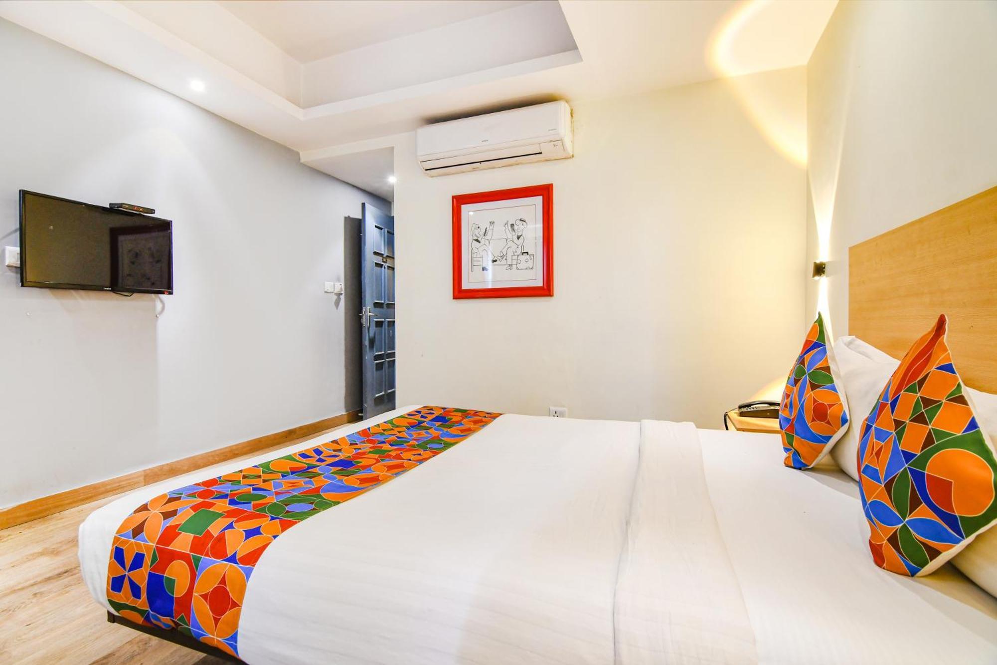 Отель Super Townhouse Suncitel Near Kolkata Airport Dam Dam Экстерьер фото