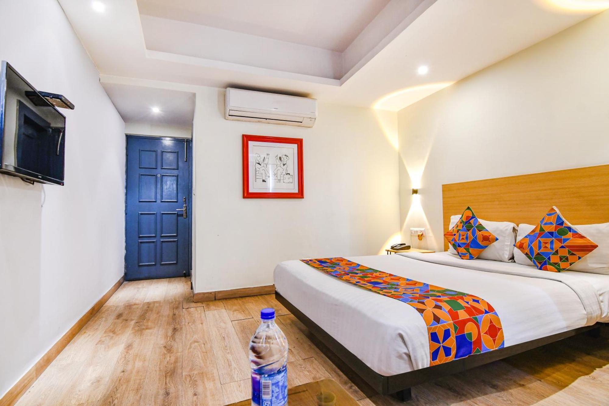 Отель Super Townhouse Suncitel Near Kolkata Airport Dam Dam Экстерьер фото
