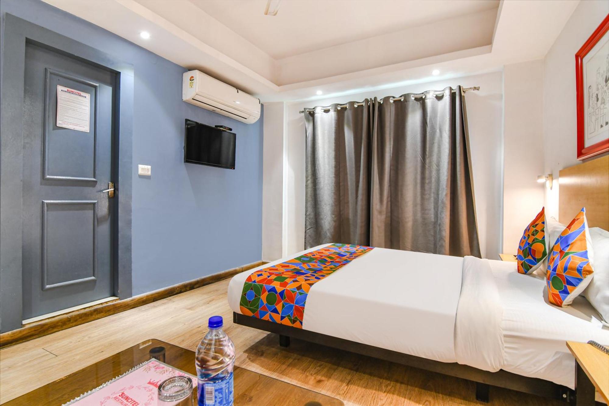 Отель Super Townhouse Suncitel Near Kolkata Airport Dam Dam Экстерьер фото