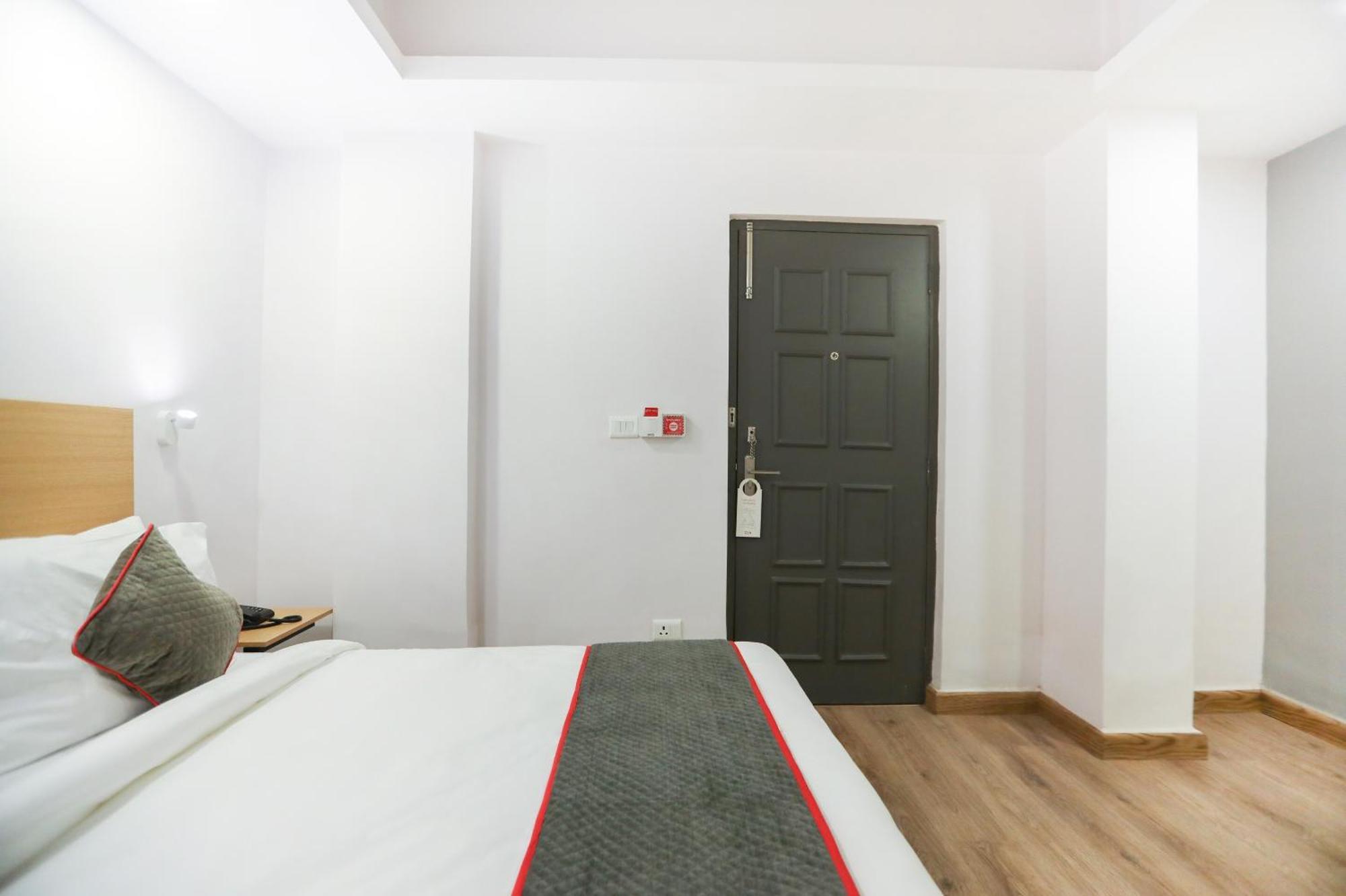 Отель Super Townhouse Suncitel Near Kolkata Airport Dam Dam Экстерьер фото